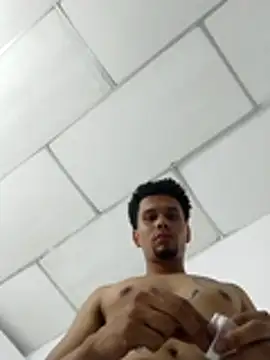 Boydirty cokeline666 online show from June 24, 2026, 5:06 am
