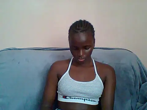 Snapshot of Beauty-Anka chatting on June 12, 2026, 5:27 am Beauty-Anka online show from June 12, 2026, 5:27 am