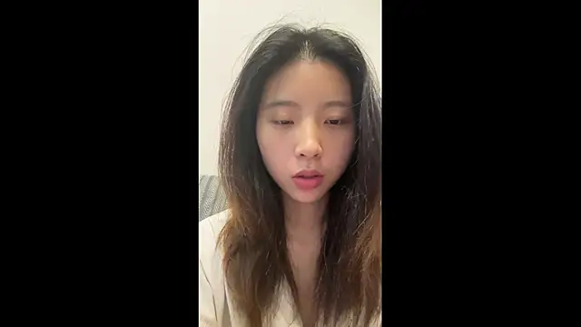 sunshinegirlXX online show from June 17, 2026, 3:55 pm