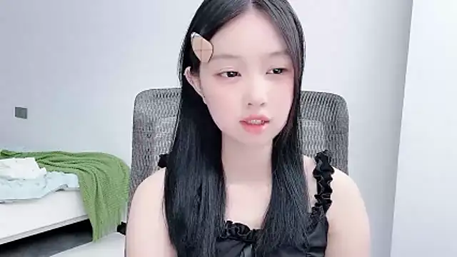 Yoyo33355 online show from July 9, 2026, 3:07 am