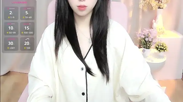 Snapshot of shynana chatting on June 21, 2026, 1:11 am shynana online show from June 21, 2026, 1:11 am
