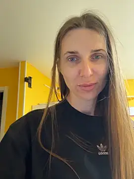 Snapshot of Dersy_Love chatting on May 24, 2026, 6:41 pm Dersy Love online show from May 24, 2026, 6:41 pm