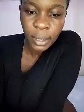 curvyperry online show from June 14, 2026, 8:04 am