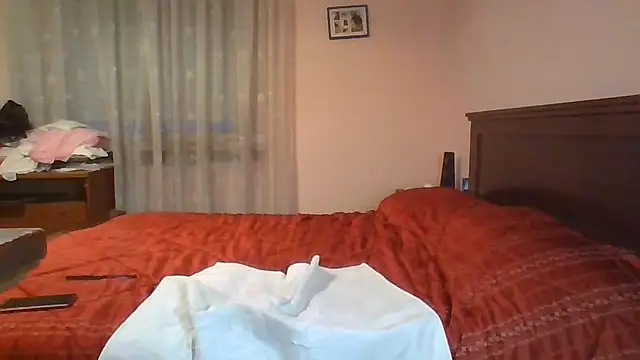 Snapshot of ItalianBigBoobs chatting on July 10, 2026, 7:36 pm ItalianBigBoobs online show from July 10, 2026, 7:36 pm