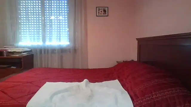 ItalianBigBoobs online show from November 30, 2025, 8:59 am