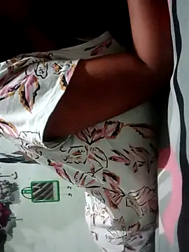 cutiepari online show from June 24, 2026, 3:21 pm