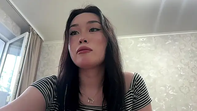 LilowNax online show from June 7, 2026, 4:12 pm