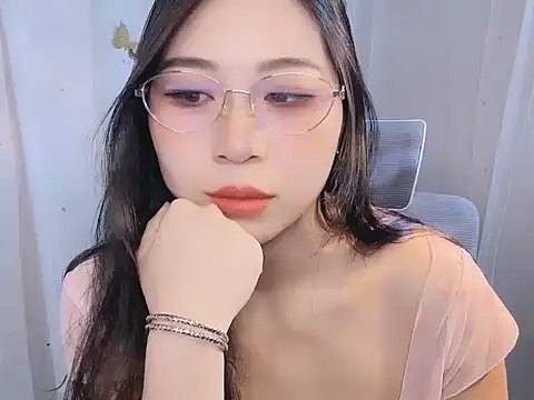 -Naomii  online show from July 1, 2026, 2:34 am
