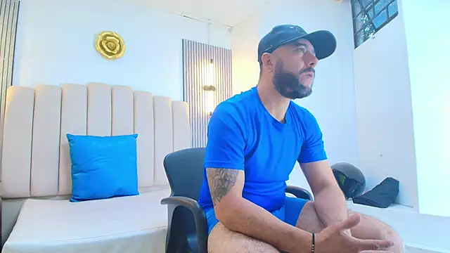 Snapshot of NICOLAS_CRAY chatting on May 28, 2026, 12:11 pm NICOLAS CRAY online show from May 28, 2026, 12:11 pm