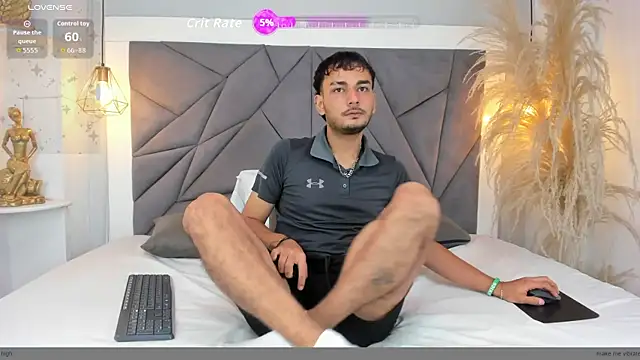 Snapshot of LiamBlake_ chatting on July 4, 2026, 5:47 am LiamBlake online show from July 4, 2026, 5:47 am