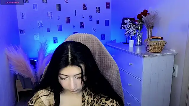 Snapshot of Vanessa_LimX chatting on June 28, 2026, 12:33 pm Vanessa LimX online show from June 28, 2026, 12:33 pm