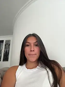 Snapshot of EliiVayne chatting on June 1, 2026, 5:23 pm EliiVayne online show from June 1, 2026, 5:23 pm