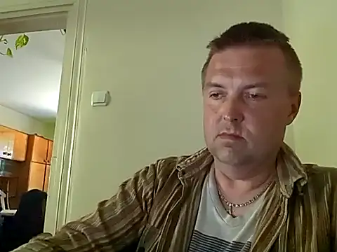 krzyszto1986 online show from May 26, 2026, 1:31 pm