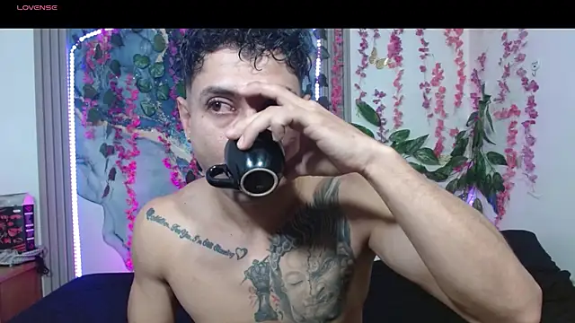 maria robin  online show from July 8, 2026, 3:19 am