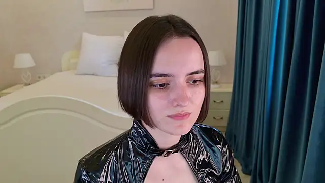 Daisy Heart online show from July 7, 2026, 8:07 am