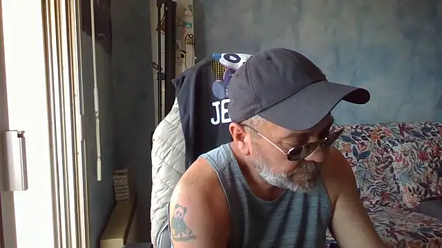 Snapshot of panda_06200 chatting on June 21, 2026, 12:11 pm panda 06200 online show from June 21, 2026, 12:11 pm