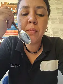 grandotavenus185 online show from July 10, 2026, 1:55 pm