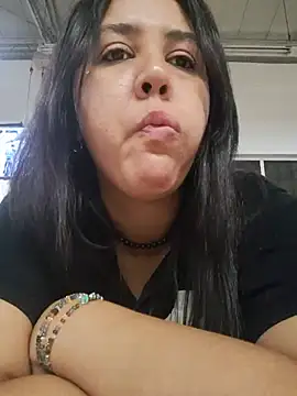 grandotavenus185 online show from July 9, 2026, 2:27 pm