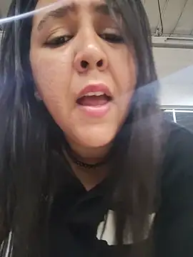 grandotavenus185 online show from June 18, 2026, 2:22 pm