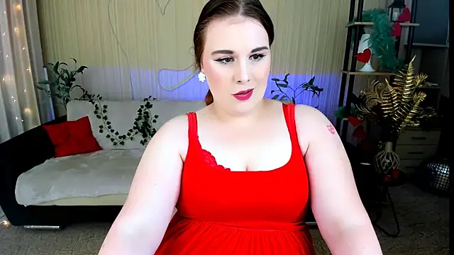 OliviaTwens online show from June 15, 2026, 10:04 am