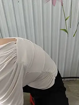 Ure sexy online show from June 21, 2026, 2:28 am