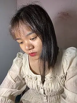 Snapshot of Ari_baby9 chatting on June 20, 2026, 10:48 pm Ari baby9 online show from June 20, 2026, 10:48 pm