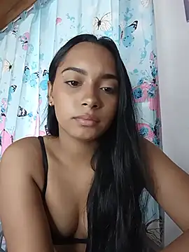 xcleila online show from July 11, 2026, 5:02 pm