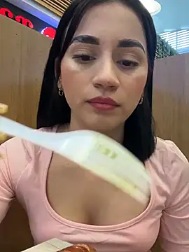 dolliemma online show from June 27, 2026, 7:31 pm