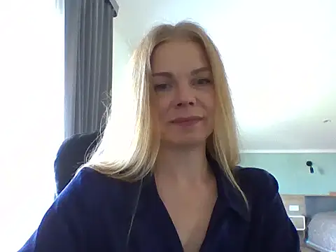 Snapshot of Tina5394 chatting on June 3, 2026, 8:26 am Tina5394 online show from June 3, 2026, 8:26 am