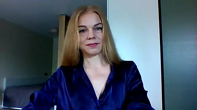 Snapshot of Tina5394 chatting on June 28, 2026, 3:35 am Tina5394 online show from June 28, 2026, 3:35 am