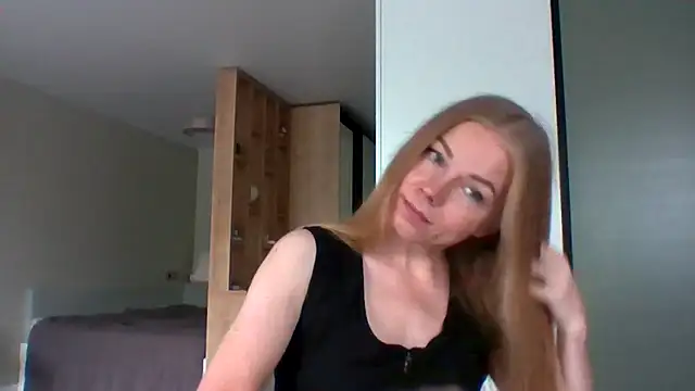 Snapshot of Tina5394 chatting on July 19, 2026, 5:49 am Tina5394 online show from July 19, 2026, 5:49 am