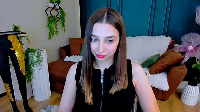 FlirtySpark online show from June 16, 2026, 10:04 am
