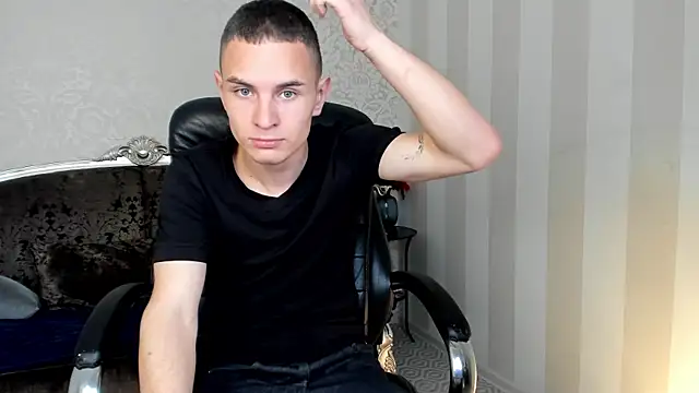 SamsonBev online show from May 28, 2026, 8:37 pm