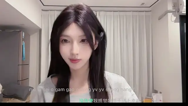 ZhaoZhao online show from May 28, 2026, 1:39 pm
