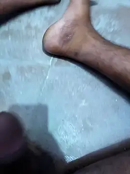 sexy boy 143   online show from May 29, 2026, 1:28 pm