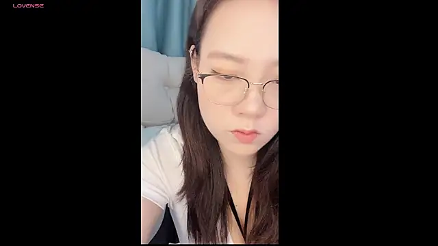 Snapshot of bibishila chatting on June 20, 2026, 12:54 pm bibishila online show from June 20, 2026, 12:54 pm