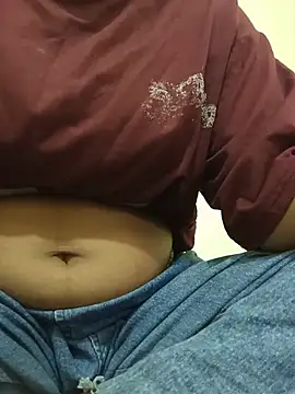 arya sweety online show from May 31, 2026, 5:13 am