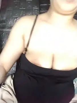 Lindaa68 online show from May 29, 2026, 6:03 pm