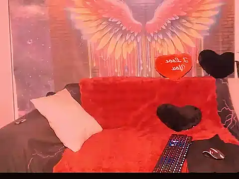 Snapshot of PetiteTeeen69 chatting on June 10, 2026, 11:11 am PetiteTeeen69 online show from June 10, 2026, 11:11 am