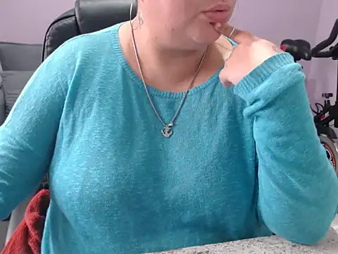 June Osborne online show from May 29, 2026, 6:14 pm