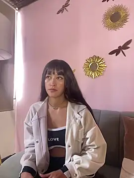 Ailani Pink online show from May 30, 2026, 6:24 pm