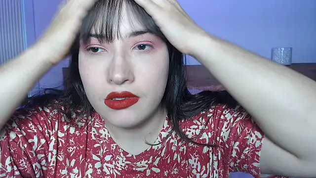 ValentinaGreyy online show from June 17, 2026, 10:08 pm