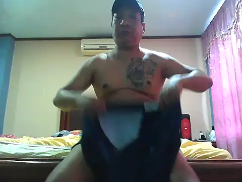 luizam1976 online show from July 11, 2026, 3:23 pm