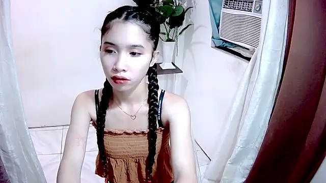 Snapshot of heartx_ chatting on July 18, 2026, 1:20 pm heartx online show from July 18, 2026, 1:20 pm