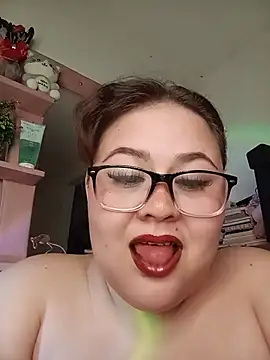 VeryGirlhot online show from May 30, 2026, 5:47 am