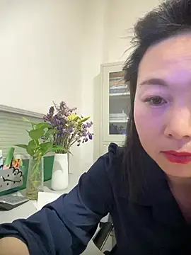 qingqing202666 online show from June 1, 2026, 7:08 am
