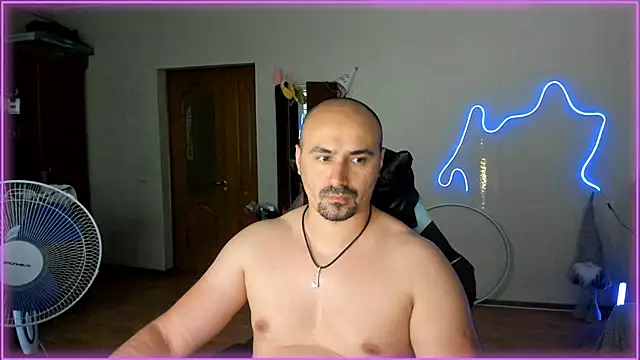 -SexyDaddy- online show from June 15, 2026, 4:17 pm
