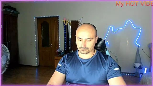 -SexyDaddy- online show from June 6, 2026, 4:45 pm