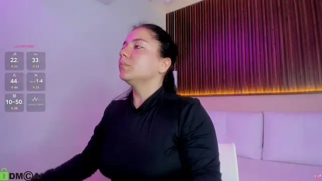 Snapshot of rebecaa_grey chatting on July 13, 2026, 2:27 pm rebecaa grey online show from July 13, 2026, 2:27 pm
