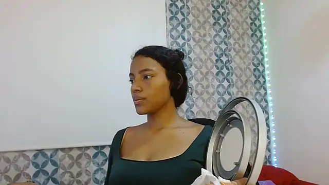 Isabellacarson online show from July 8, 2026, 5:35 pm